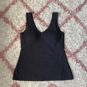 NWOT KNIX Evolution Tank in Black